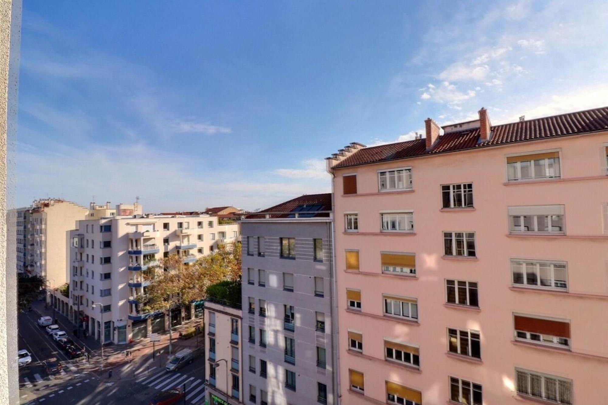 La Douce Parenthese - Studio With Garage - Lyon 4Th Экстерьер фото